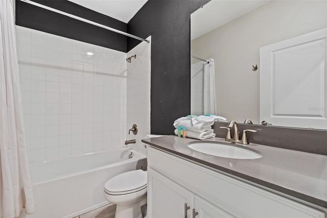8983 BACKSWING WAY, Davenport, FL 33896