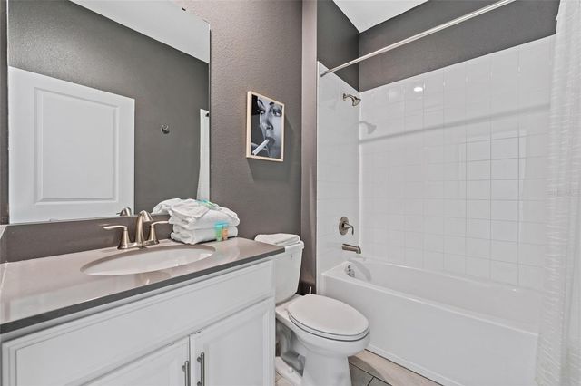 8983 BACKSWING WAY, Davenport, FL 33896