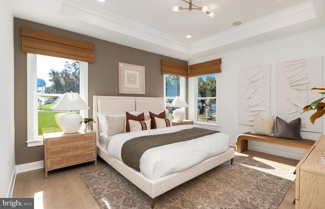 18354 CHUTNEE RUN DR, Leesburg, VA 20176