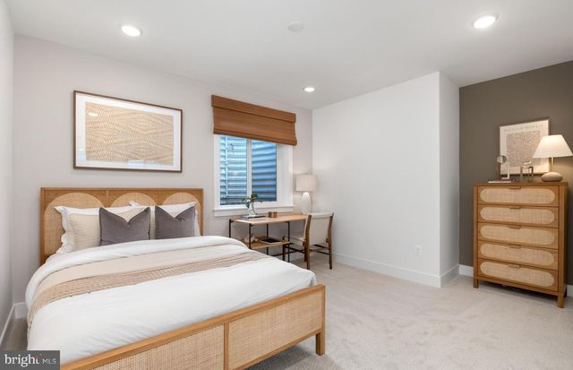 18354 CHUTNEE RUN DR, Leesburg, VA 20176