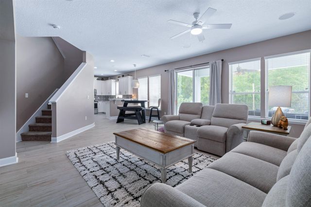 201 N Saxxon Rd, St Augustine, FL 32092