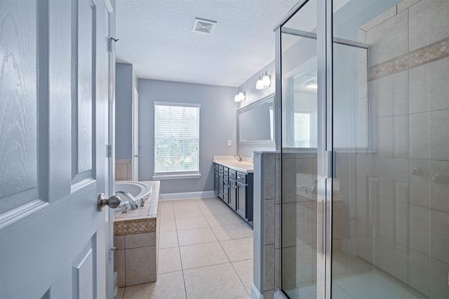 201 N Saxxon Rd, St Augustine, FL 32092