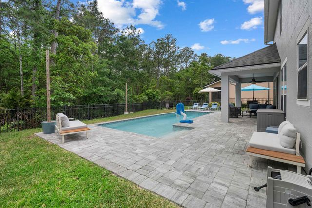 201 N Saxxon Rd, St Augustine, FL 32092