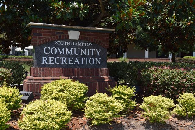 201 N Saxxon Rd, St Augustine, FL 32092