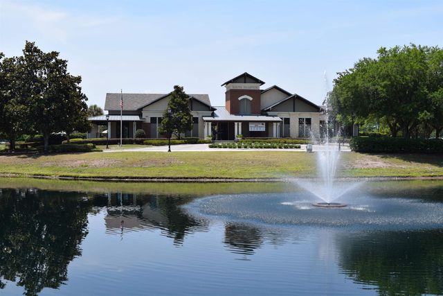 201 N Saxxon Rd, St Augustine, FL 32092