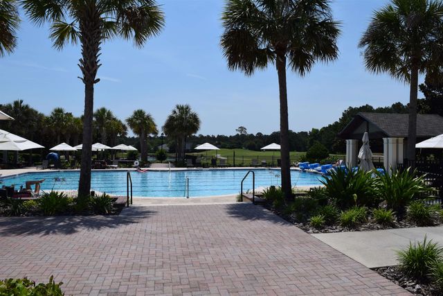 201 N Saxxon Rd, St Augustine, FL 32092