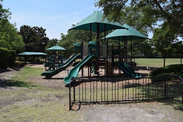 201 N Saxxon Rd, St Augustine, FL 32092