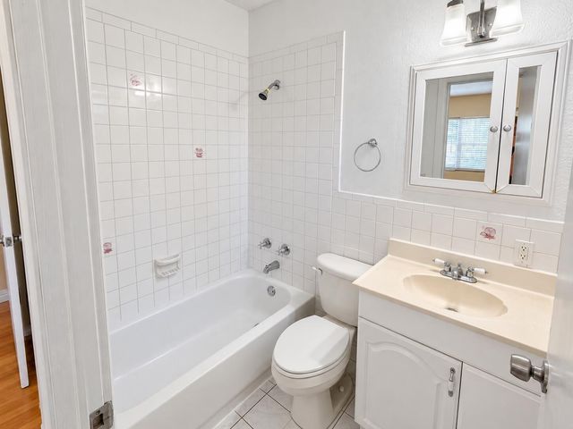 211 Dartmouth Drive, Lake Worth Beach, FL 33460