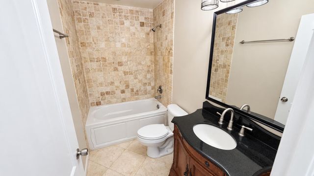 211 Dartmouth Drive, Lake Worth Beach, FL 33460