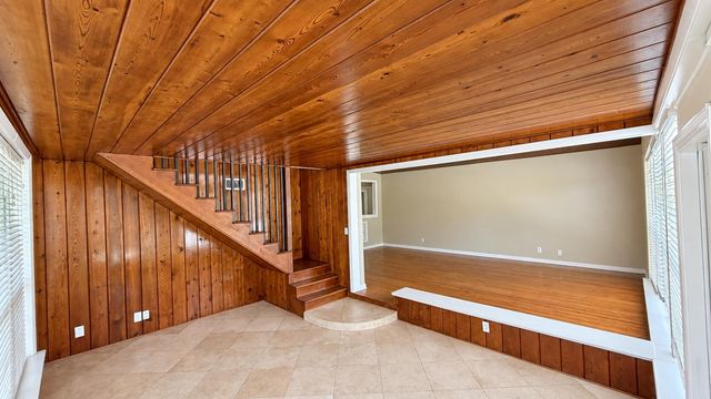 211 Dartmouth Drive, Lake Worth Beach, FL 33460