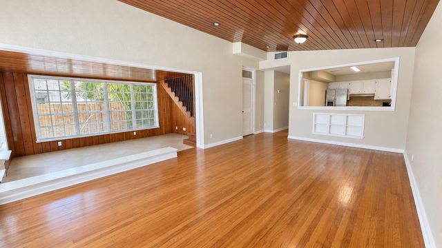 211 Dartmouth Drive, Lake Worth Beach, FL 33460