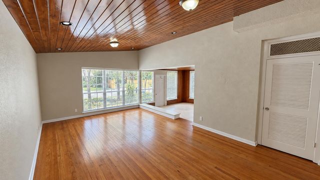 211 Dartmouth Drive, Lake Worth Beach, FL 33460