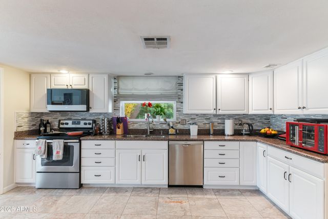 7811 N VIA DE LA MONTANA --, Scottsdale, AZ 85258