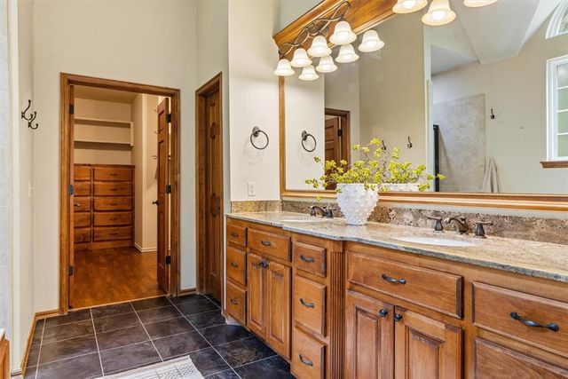 6405 Valley Ridge Drive, Edmond, OK 73034