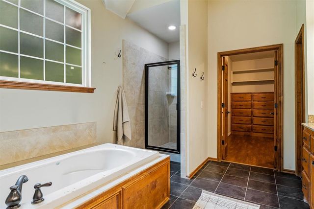 6405 Valley Ridge Drive, Edmond, OK 73034