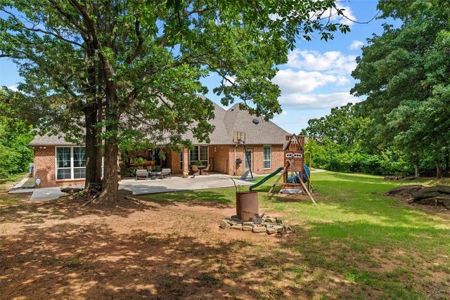 6405 Valley Ridge Drive, Edmond, OK 73034