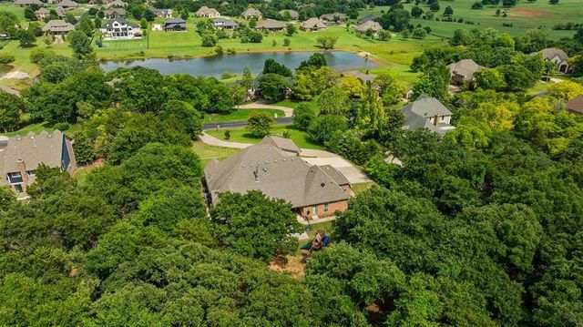 6405 Valley Ridge Drive, Edmond, OK 73034