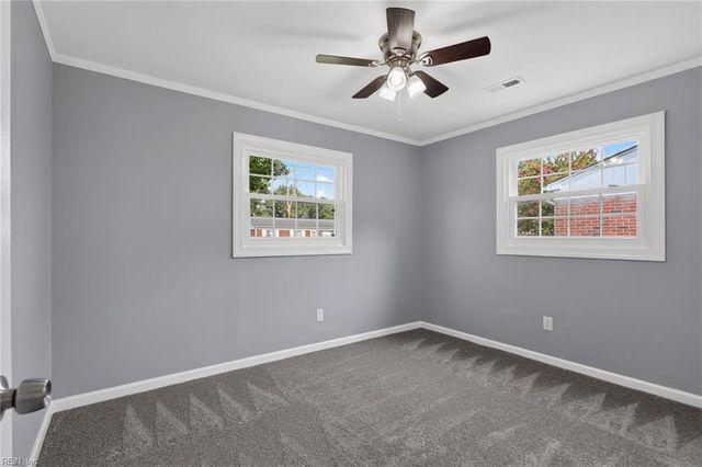 1922 Beall DR, Hampton, VA 23663