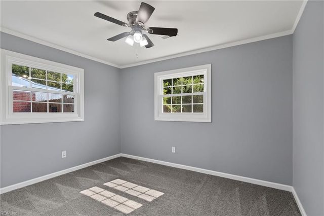 1922 Beall DR, Hampton, VA 23663