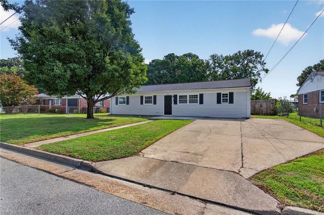 1922 Beall DR, Hampton, VA 23663