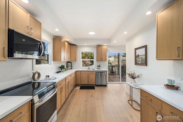 1121 N M Street, Tacoma, WA 98403