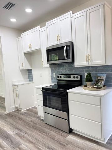 57 Willie Crook Avenue, Satsuma, AL 36572