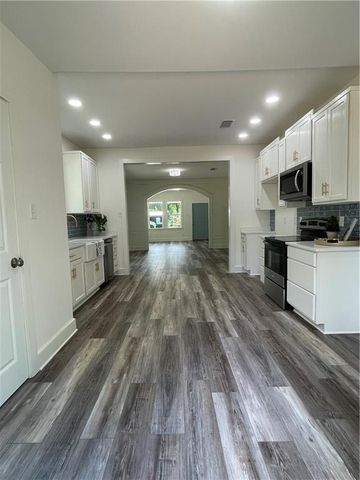 57 Willie Crook Avenue, Satsuma, AL 36572