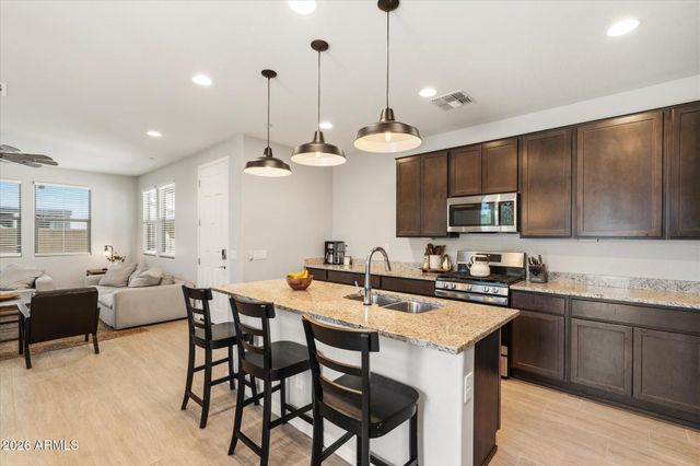 8329 E Impala Avenue, Mesa, AZ 85209