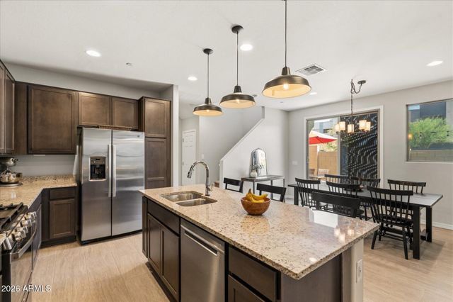 8329 E Impala Avenue, Mesa, AZ 85209