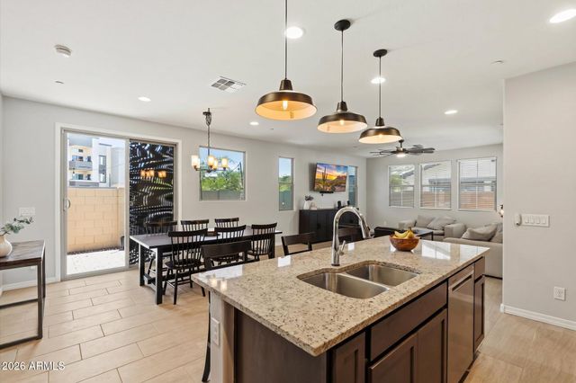 8329 E Impala Avenue, Mesa, AZ 85209