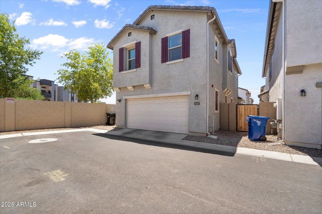 8329 E Impala Avenue, Mesa, AZ 85209