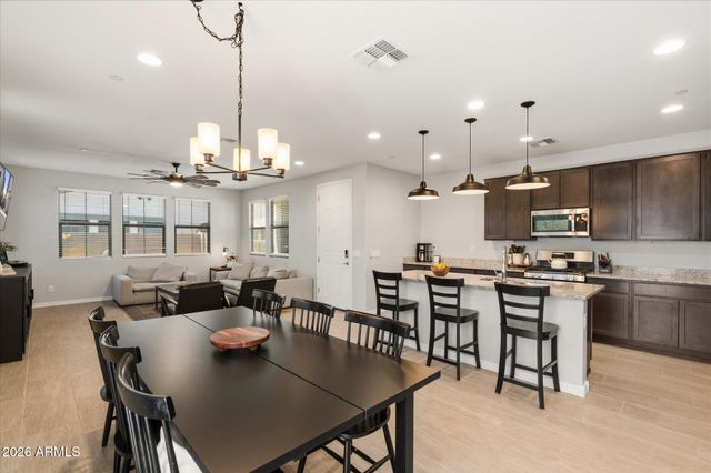 8329 E Impala Avenue, Mesa, AZ 85209