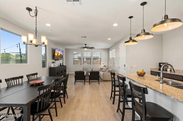 8329 E Impala Avenue, Mesa, AZ 85209
