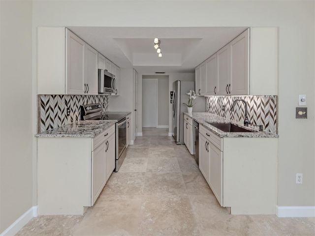 1007 RIVER OAKS COURT, Venice, FL 34293