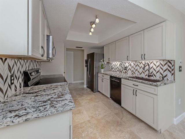 1007 RIVER OAKS COURT, Venice, FL 34293