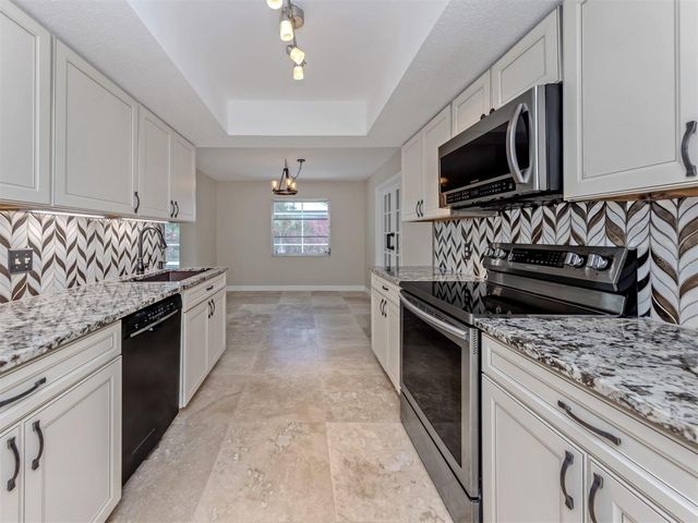 1007 RIVER OAKS COURT, Venice, FL 34293