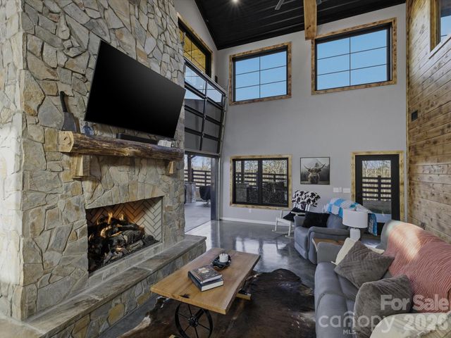 4407 Georgia Pines Road, Morganton, NC 28655