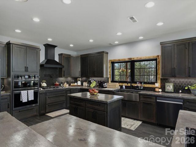 4407 Georgia Pines Road, Morganton, NC 28655