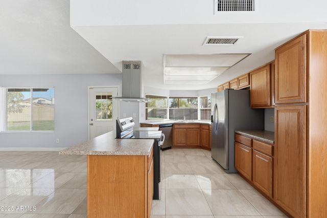 17853 N 43RD Drive, Glendale, AZ 85308