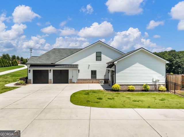 1044 Austin Road, Winder, GA 30680