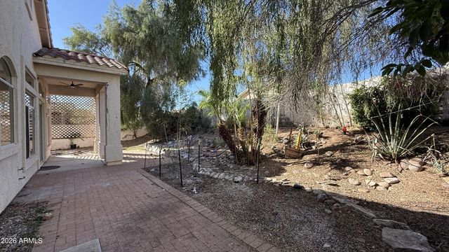 5962 W FIELDSTONE Drive, Glendale, AZ 85308
