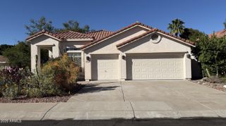 5962 W FIELDSTONE Drive, Glendale, AZ 85308