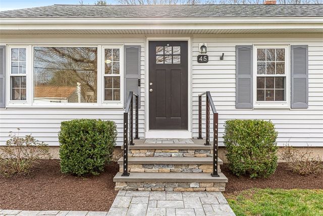 45 Bonnie Brook Drive, Cumberland, RI 02864