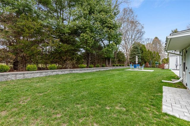 45 Bonnie Brook Drive, Cumberland, RI 02864