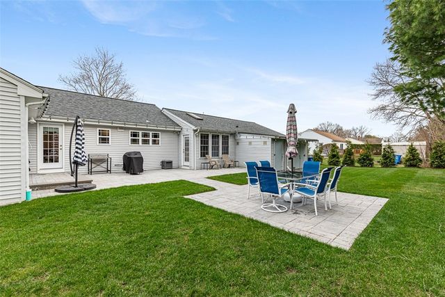 45 Bonnie Brook Drive, Cumberland, RI 02864