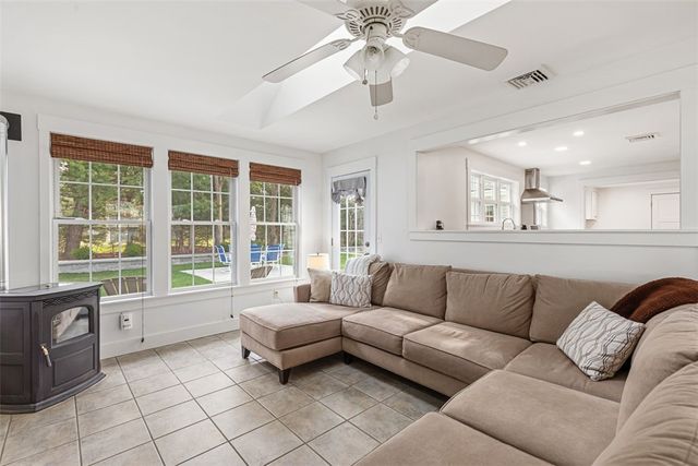 45 Bonnie Brook Drive, Cumberland, RI 02864