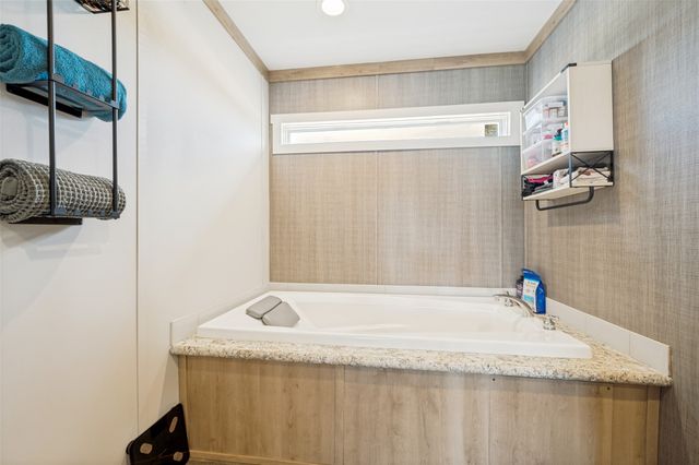 1932 County Road 222, Gainesville, TX 76240