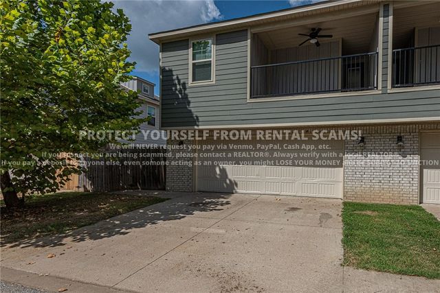1286 N Corsica Drive, Fayetteville, AR 72704