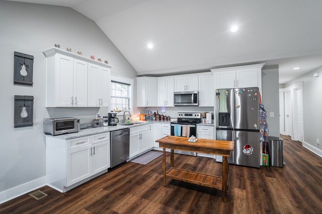 1401 SE Eastbrook Road, Dalton, GA 30721