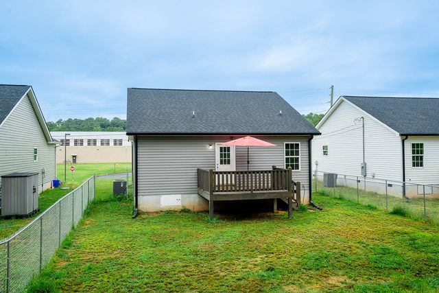 1401 SE Eastbrook Road, Dalton, GA 30721